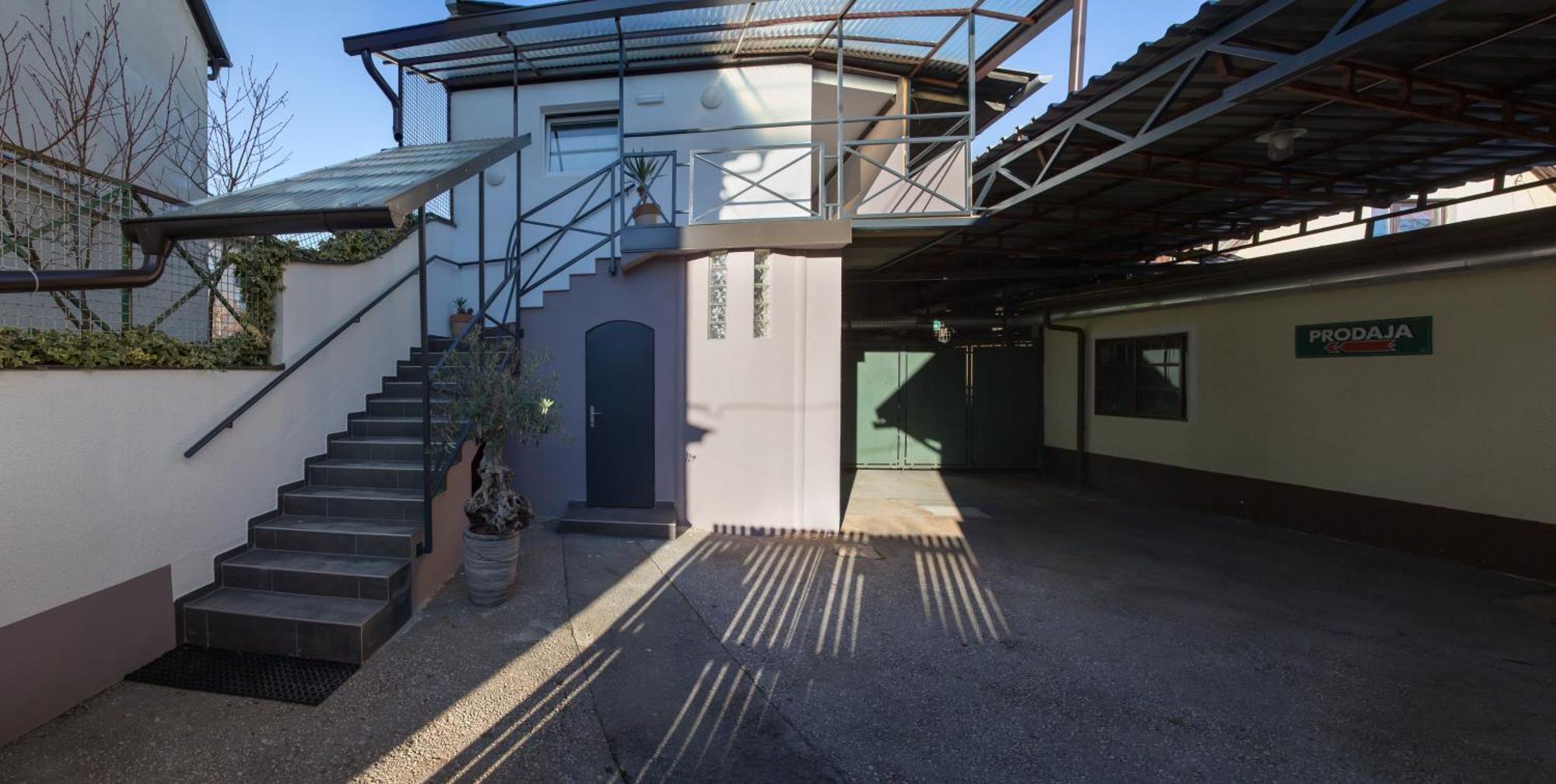 Apartments Shishka リュブリャナ エクステリア 写真