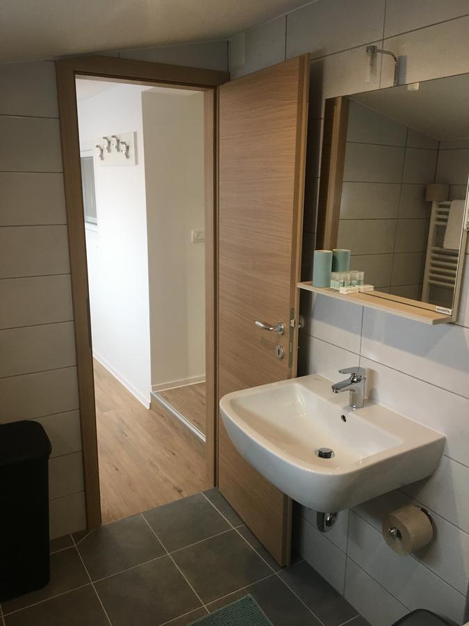 Apartments Shishka リュブリャナ エクステリア 写真