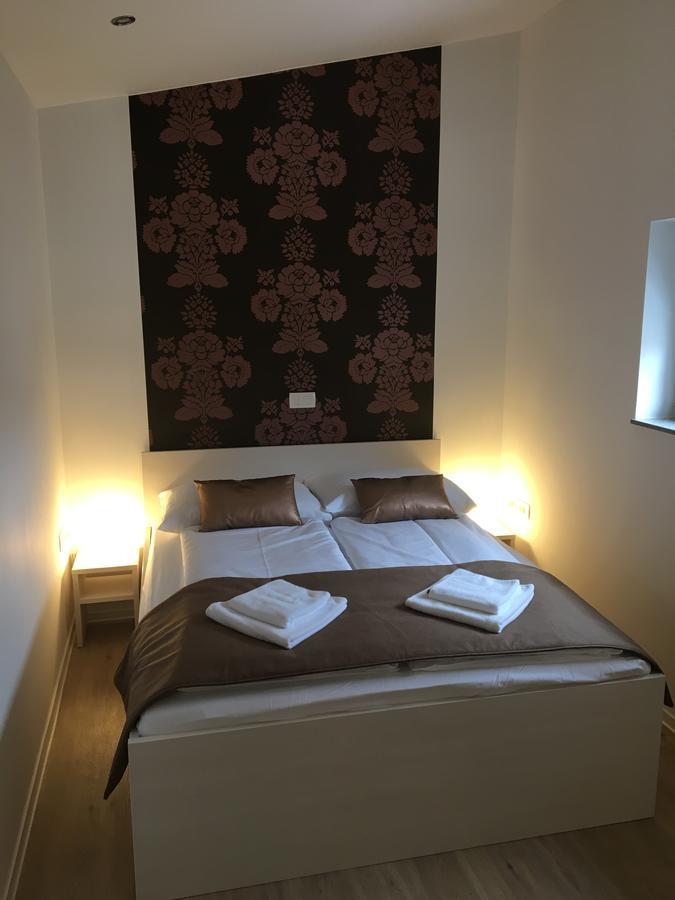 Apartments Shishka リュブリャナ エクステリア 写真