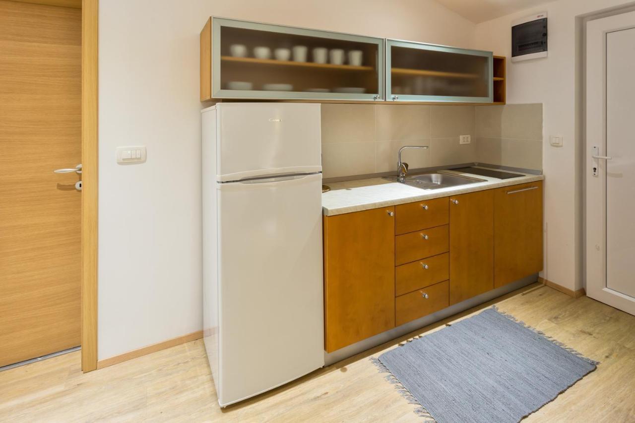 Apartments Shishka リュブリャナ エクステリア 写真